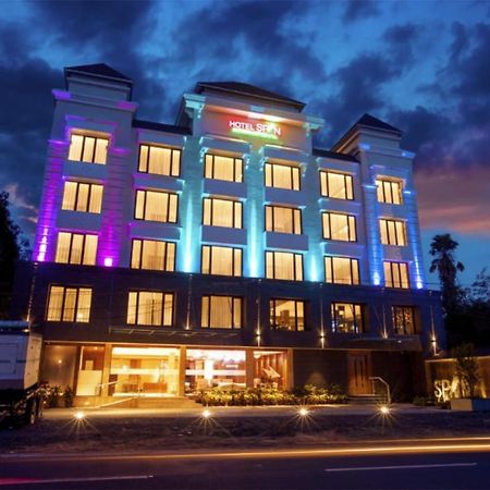Hotel Span International Kochi Exterior photo