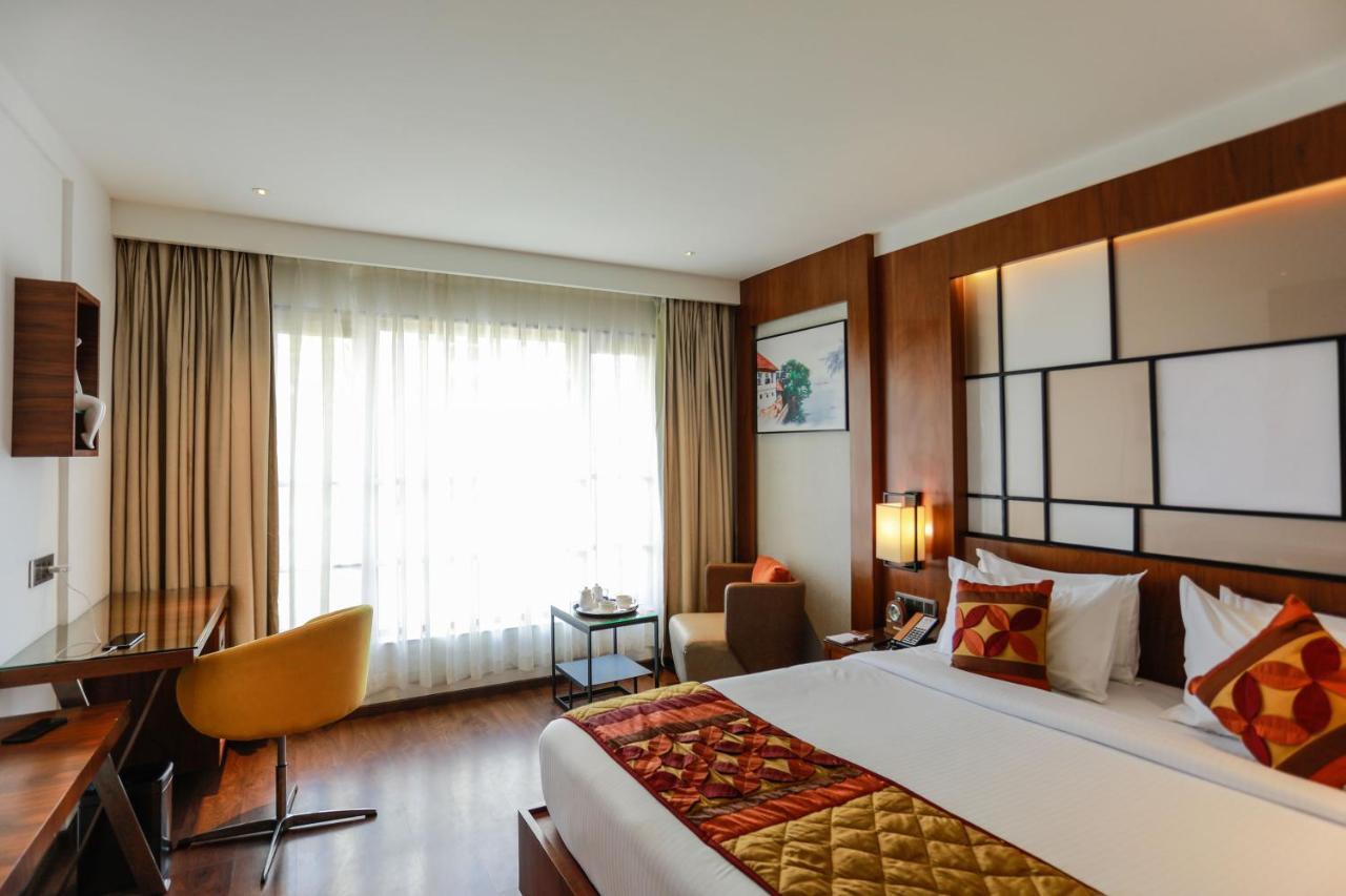 Hotel Span International Kochi Exterior photo